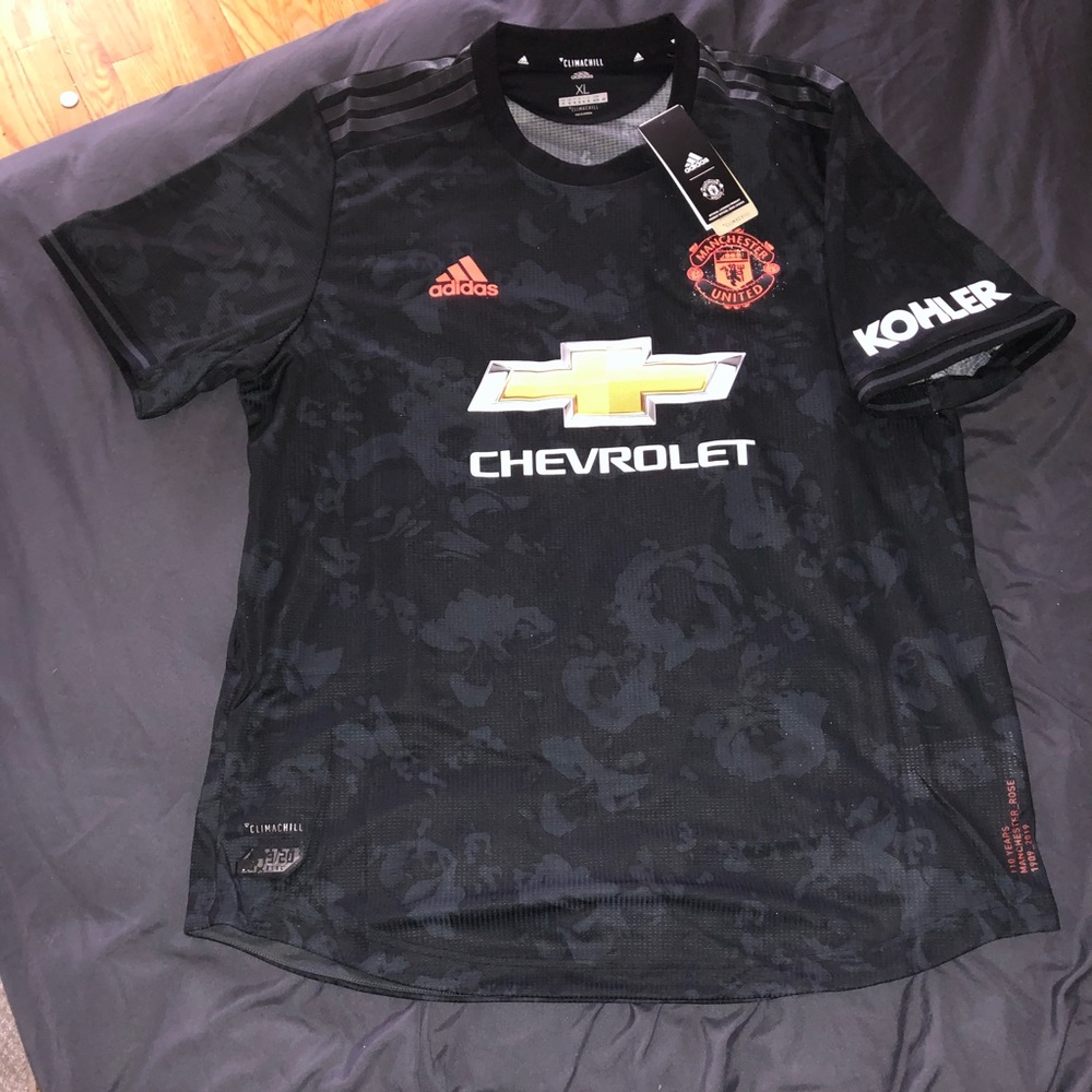 Mens Adidas Manchester United Chevrolet Jersey XL